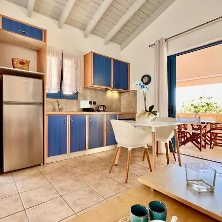 Blu & With Pool By Dadovillas Villa Barbati